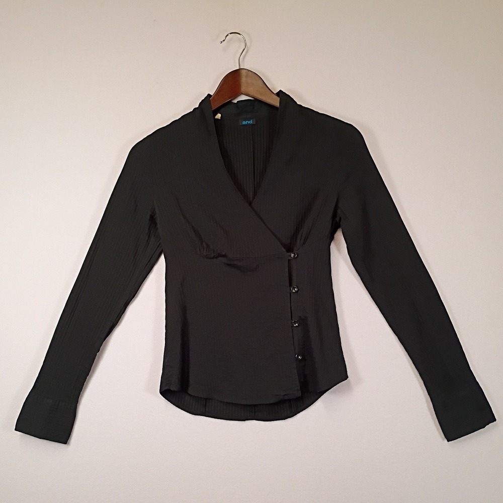 Dark Academia and Brand Women Size 42 Black Textured Side Button Wrap Blouse